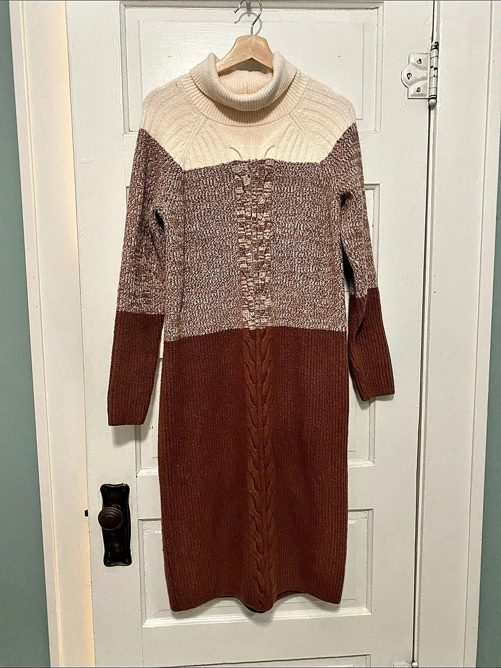 C.A.S.L.O.N. Color Block Turtleneck Midi Dress